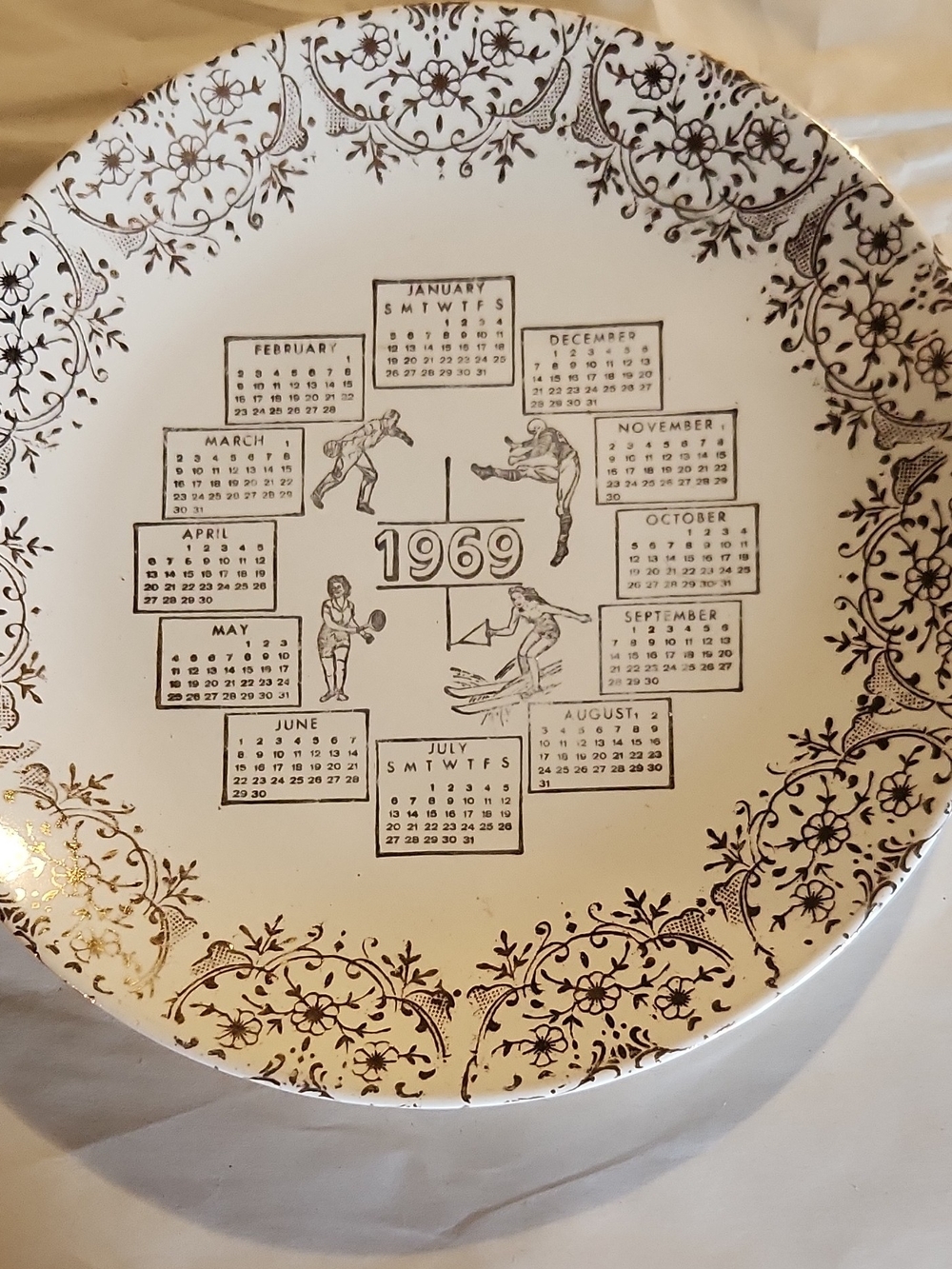 1969 Decorative Calendar Plate - Cream and Brown Accent